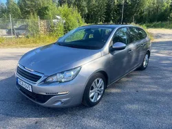 Grå Begagnad 2015 Peugeot 308 Active Kombi | 59 900 kr (Marknadspris)
