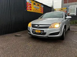 Grå Begagnad 2008 Opel Astra Halvkombi | 42 499 kr (Lite dyr)