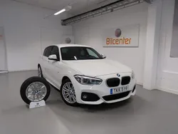 Vit Begagnad 2017 BMW 120 M Sport Halvkombi | 179 900 kr (Marknadspris)