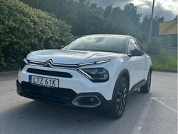 Vit Begagnad 2021 Citroën C4 PureTech Halvkombi | 189 000 kr (Marknadspris)