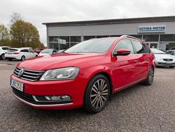 Röd Begagnad 2014 VW Passat GT Kombi | 119 900 kr (Marknadspris)