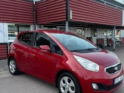Röd Begagnad 2013 Kia Venga Halvkombi | 89 000 kr (Marknadspris)