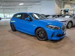 Blå (misano blue metallic) Begagnad 2020 BMW 118 M Sport Halvkombi | 269 800 kr (Lite dyr)