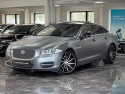 Mörkgrå (grå) Begagnad 2014 Jaguar XJ Sedan | 199 900 kr (Marknadspris)