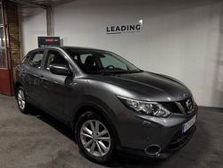 Grå Begagnad 2015 Nissan Qashqai SE SUV | 119 900 kr (Marknadspris)