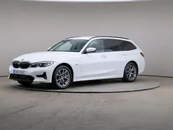 Vit Begagnad 2022 BMW 330e Sport Line Kombi | 335 000 kr (Bra pris)