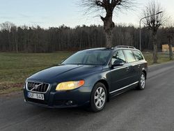 Begagnad 2008 Volvo V70 Momentum Kombi | 49 500 kr (Bra pris)