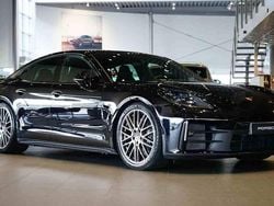 Svart Begagnad 2024 Porsche Panamera 4 Sedan | 1 199 000 kr