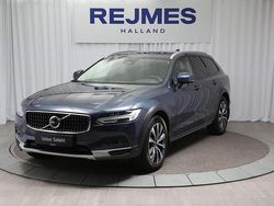 Mörkblå Begagnad 2022 Volvo V90 CC Plus Kombi | 454 500 kr (Lite dyr)