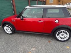 Röd Begagnad 2005 Mini Cooper S Halvkombi | 33 000 kr (Bra pris)