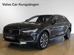 Grå Begagnad 2024 Volvo V90 CC Ultimate Kombi | 559 900 kr (Lite dyr)
