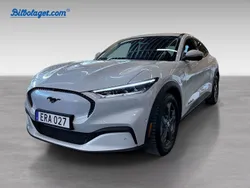 Vit Begagnad 2022 Ford Mustang Mach-E SUV | 429 000 kr (Bra pris)