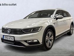 Vit Begagnad 2017 VW Passat Alltrack Executive Kombi | 194 000 kr (Marknadspris)