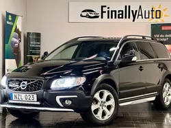 Svart Begagnad 2016 Volvo XC70 Summum SUV | 224 900 kr (Marknadspris)