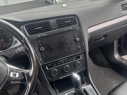 Svart Begagnad 2019 VW Golf VII Kombi | 75 000 kr