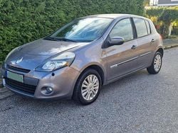 Begagnad 2010 Renault Clio II Halvkombi | 35 000 kr