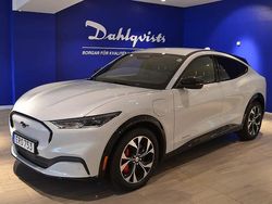Vit Begagnad 2021 Ford Mustang Mach-E Standard Range SUV | 349 000 kr (Superpris)