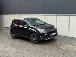 Svart Begagnad 2017 Toyota RAV4 Hybrid Executive SUV | 239 000 kr (Marknadspris)