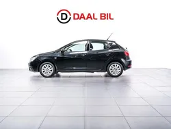 Svart Begagnad 2012 Seat Ibiza Halvkombi | 49 600 kr (Marknadspris)