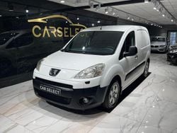 Vit Begagnad 2012 Peugeot Partner Van | 39 900 kr (Marknadspris)