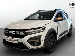 Vit (white) Ny 2025 Dacia Sandero Extreme Halvkombi | 249 900 kr (Lite dyr)