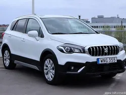 Vit Begagnad 2019 Suzuki SX4 S-Cross SUV | 99 900 kr (Superpris)