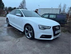 Vit Begagnad 2016 Audi A5 Sportback Halvkombi | 155 000 kr (Marknadspris)