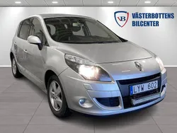 Silver Begagnad 2011 Renault Scénic III Minibuss | 24 900 kr (Bra pris)
