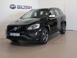 Svart (svart metallic) Begagnad 2015 Volvo XC60 R-Design Momentum SUV | 199 900 kr (Marknadspris)