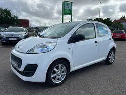 Vit Begagnad 2012 Peugeot 107 Halvkombi | 42 900 kr (Marknadspris)