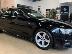 Svart Begagnad 2016 Audi A5 Sportback Sport Halvkombi | 139 900 kr (Marknadspris)