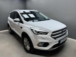 Vit Begagnad 2018 Ford Kuga Titanium SUV | 114 900 kr (Marknadspris)