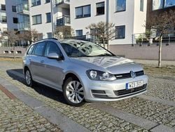 Silver Begagnad 2015 VW Golf VII Kombi | 94 500 kr (Superpris)