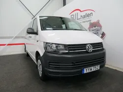 Vit Begagnad 2017 VW Caravelle Trendline Minibuss | 269 000 kr (Marknadspris)