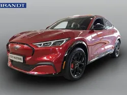 Röd Begagnad 2023 Ford Mustang Mach-E SUV | 660 600 kr