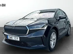 Svart Begagnad 2022 Skoda Enyaq iV SUV | 476 900 kr (Marknadspris)
