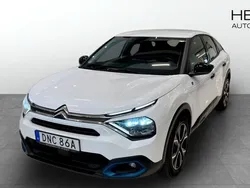 Vit (white) Begagnad 2022 Citroën e-C4 Feel Sedan | 199 800 kr (Superpris)