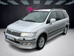 Grå Begagnad 2002 Mitsubishi Space Wagon Minibuss | 21 900 kr