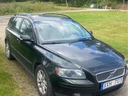 Grön Begagnad 2006 Volvo V50 Kinetic Kombi | 12 000 kr (Bra pris)