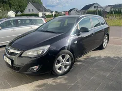 Svart Begagnad 2011 Opel Astra Enjoy Kombi | 29 500 kr (Marknadspris)