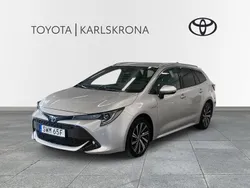 Silver Begagnad 2021 Toyota Corolla Style Kombi | 239 000 kr (Marknadspris)
