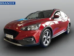 Röd Begagnad 2022 Ford Focus Active Halvkombi | 185 000 kr (Marknadspris)