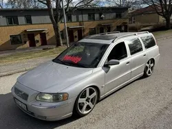 Silver Begagnad 2004 Volvo V70 Kombi | 18 000 kr (Marknadspris)