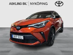 Orange Begagnad 2020 Toyota C-HR SUV | 259 000 kr (Marknadspris)