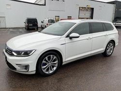 Vit Begagnad 2016 VW Passat GTE Kombi | 99 999 kr (Bra pris)