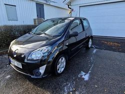 Svart Begagnad 2008 Renault Twingo Halvkombi | 24 000 kr (Superpris)
