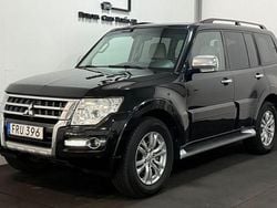 Svart Begagnad 2016 Mitsubishi Pajero SUV | 239 900 kr