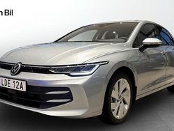 Silver (oyster silver metallic) Begagnad 2025 VW Golf VIII Life Kombi | 309 900 kr (Marknadspris)