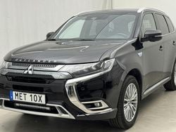 Svart Begagnad 2020 Mitsubishi Outlander SUV | 222 000 kr