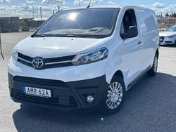 Vit Begagnad 2021 Toyota Proace Van | 119 000 kr